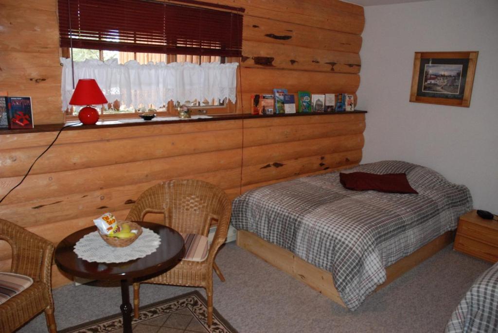 Beaver Guest Ranch Bridge Lake Rom bilde